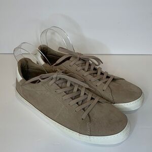 Old Navy Court Sneakers faux suede light taupe 10